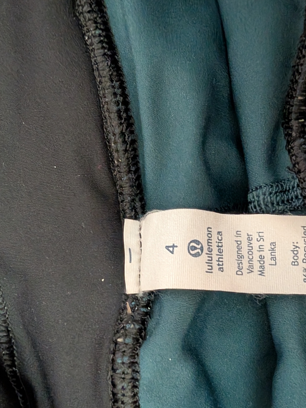 lululemon 2.5in Rich Teal Running Shorts Inner Layer - Picture 5 of 5